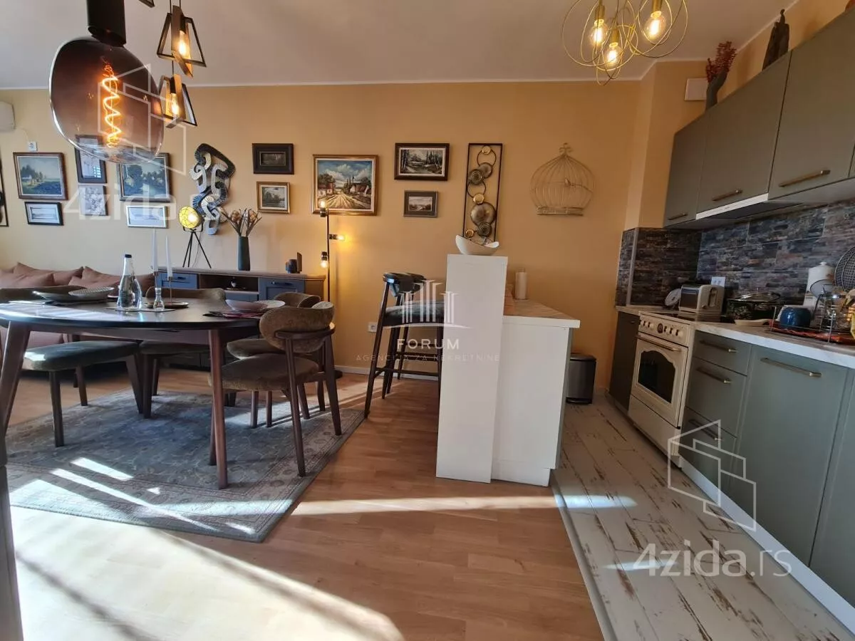 Dvoiposoban stan | 4zida