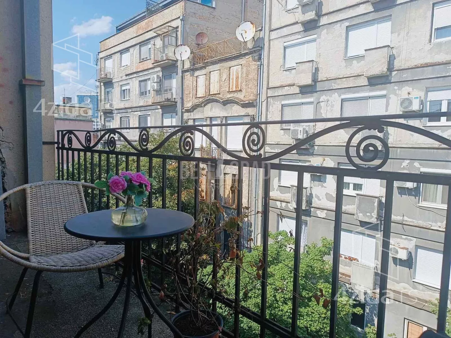 Šestosoban stan | 4zida