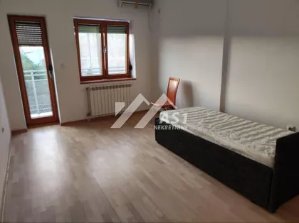 Železnička | 4zida.rs