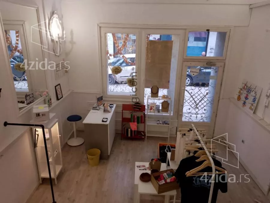 Poslovni prostor | 4zida