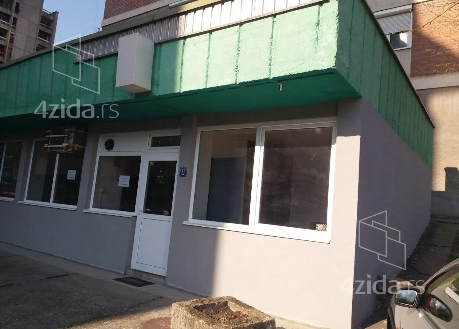Lokal | 4zida