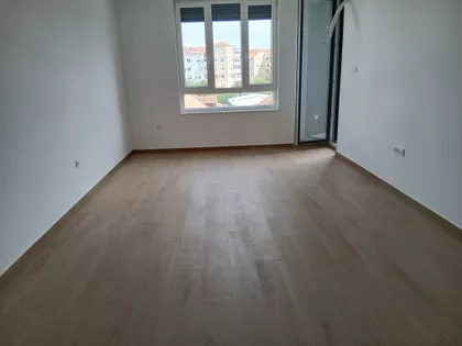 Petefi Šandora | 4zida.rs