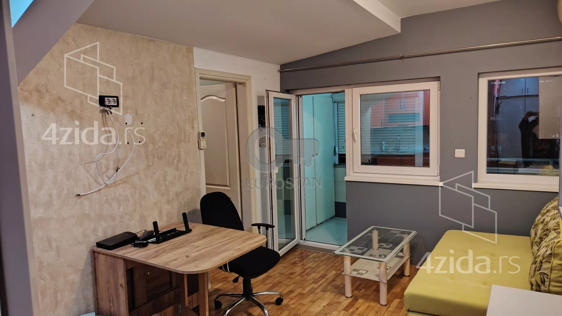 Jednoiposoban stan | 4zida