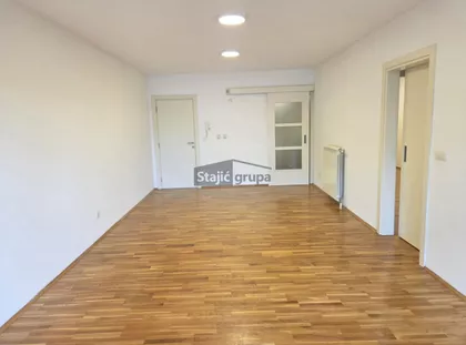 Šekspirova | 4zida.rs