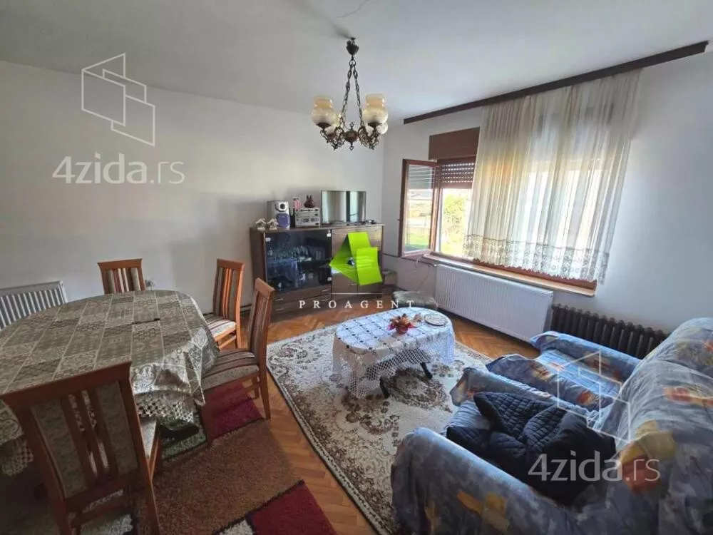 Kuća | 4zida