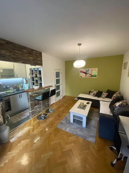 Kneginje Zorke 24 | 4zida.rs