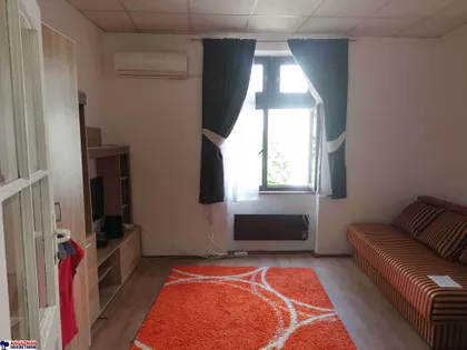 Senjačka | 4zida.rs