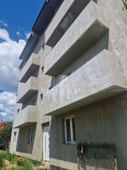 Sutjeska 2 | 4zida.rs