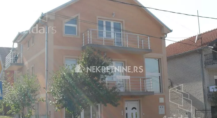 3-etažna kuća | 4zida