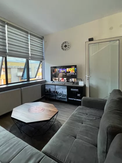 Obrenovićeva 10-26 | 4zida.rs