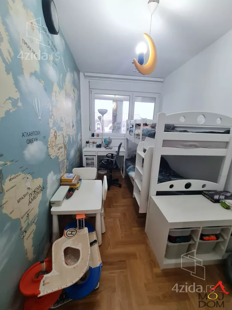 Četvorosoban stan | 4zida