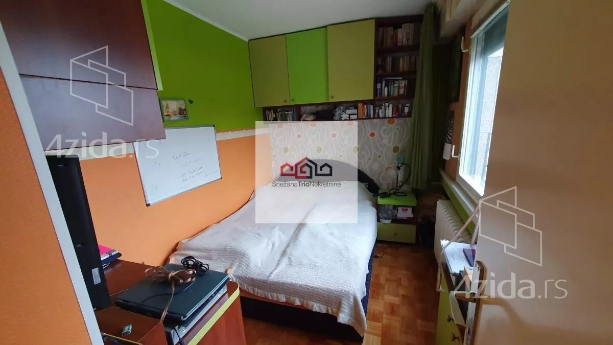 Troiposoban stan | 4zida