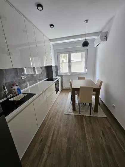 Majke Jevrosime | 4zida.rs