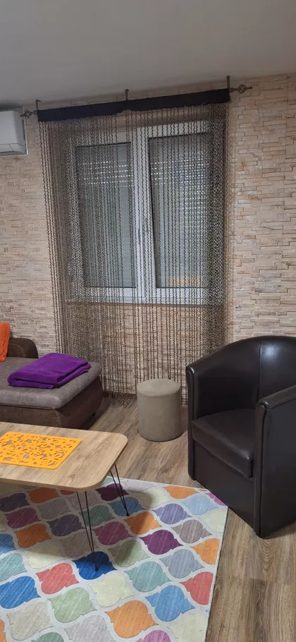 Aleja Maršala Tita 3B | 4zida.rs