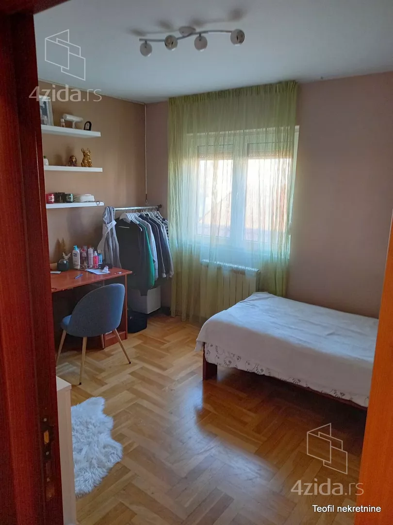3-etažna kuća | 4zida