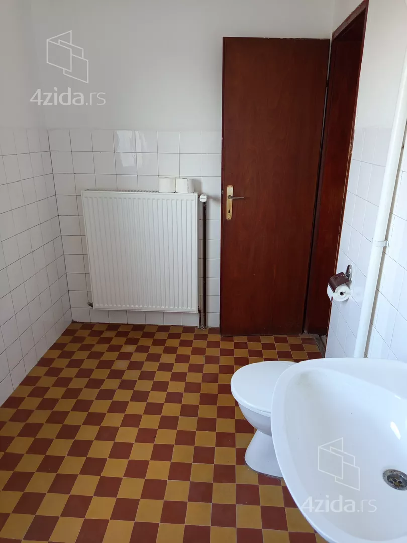 4-etažna kuća | 4zida