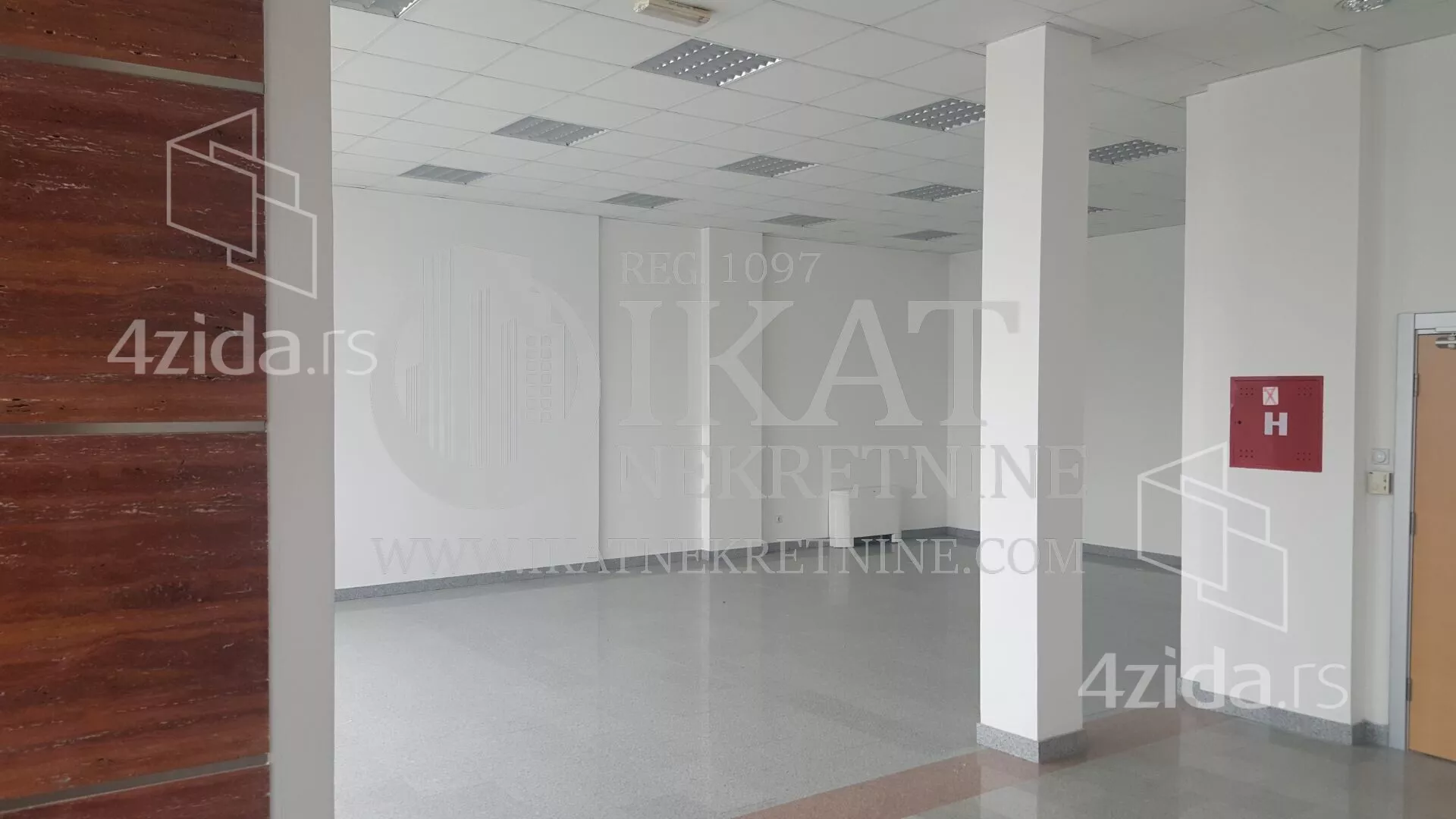 Poslovni prostor | 4zida