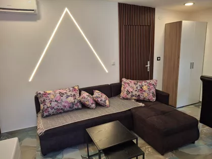 Ljubomira Nikolića 10 | 4zida.rs