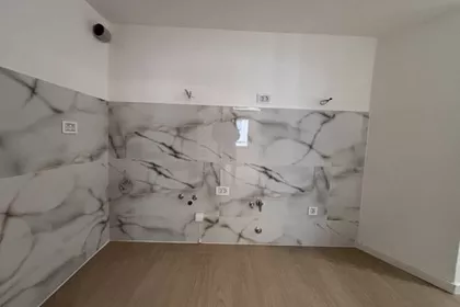 Karađorđeva | 4zida.rs