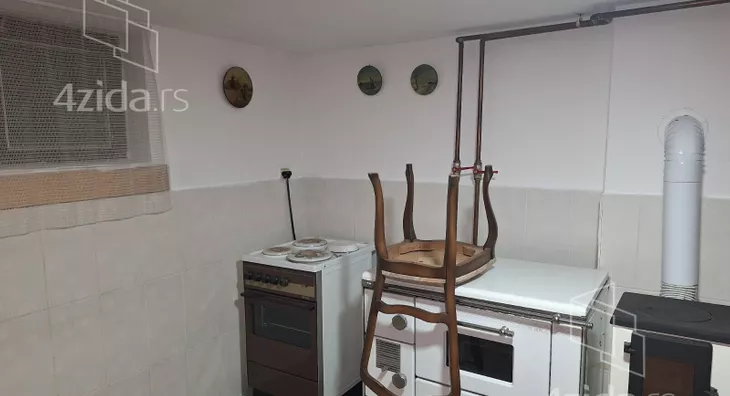 4-etažna kuća | 4zida