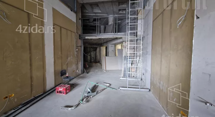 Poslovni prostor | 4zida