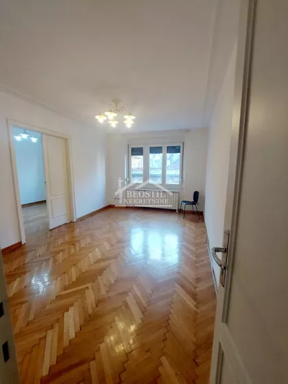 Trg Nikole Pašića | 4zida.rs