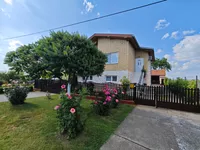 Gradske lokacije, Pećinci | 4zida.rs | 4zida.rs