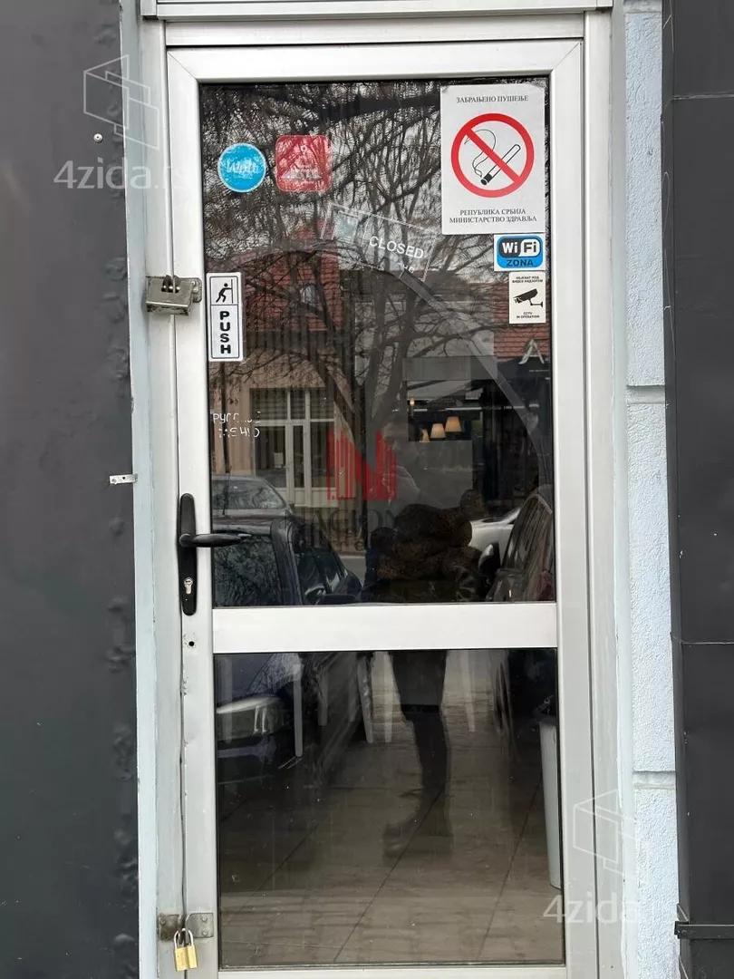 Lokal | 4zida