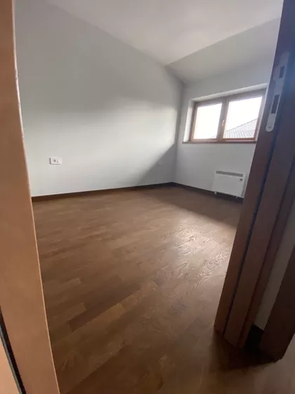 Miladina Pećinara | 4zida.rs