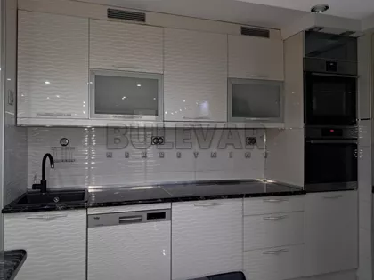 Bulevar Nemanjića | 4zida.rs