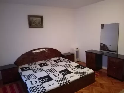 Lazara Komarčića 18 | 4zida.rs