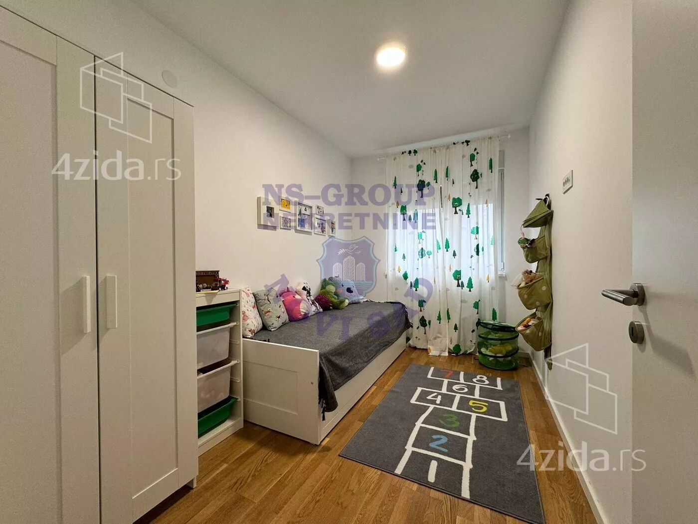 Dvoiposoban stan | 4zida