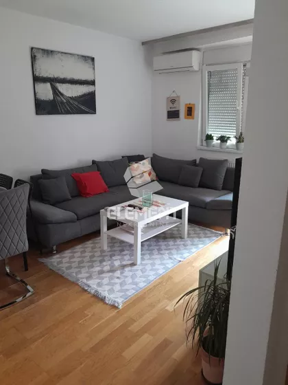 Ćirpanova | 4zida.rs
