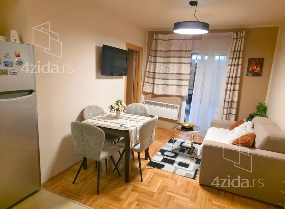 Fotografija stana 3 od 10