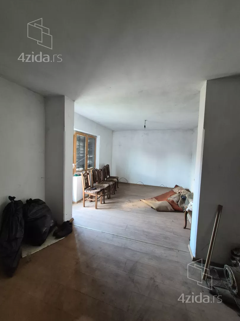 3-etažna kuća | 4zida