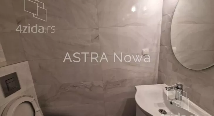 Sedmosoban stan | 4zida