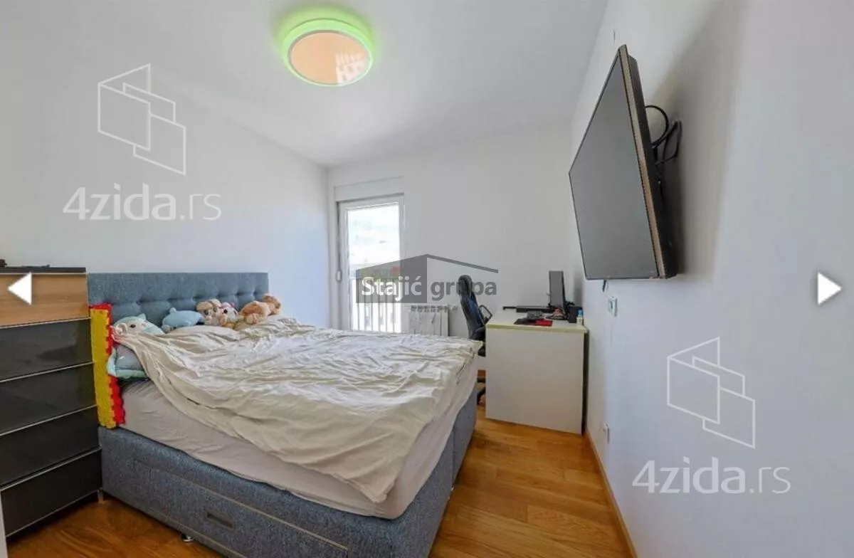 Troiposoban stan | 4zida