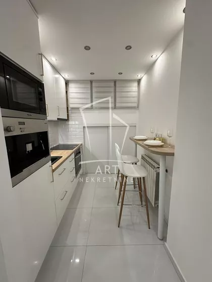 Kneginje Zorke | 4zida.rs