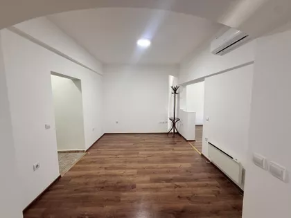 Ustanička | 4zida.rs