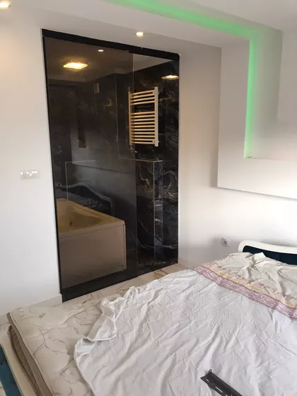 Rene Magrita 11 | 4zida.rs