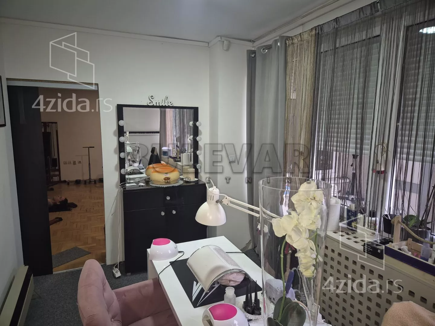 Lokal | 4zida