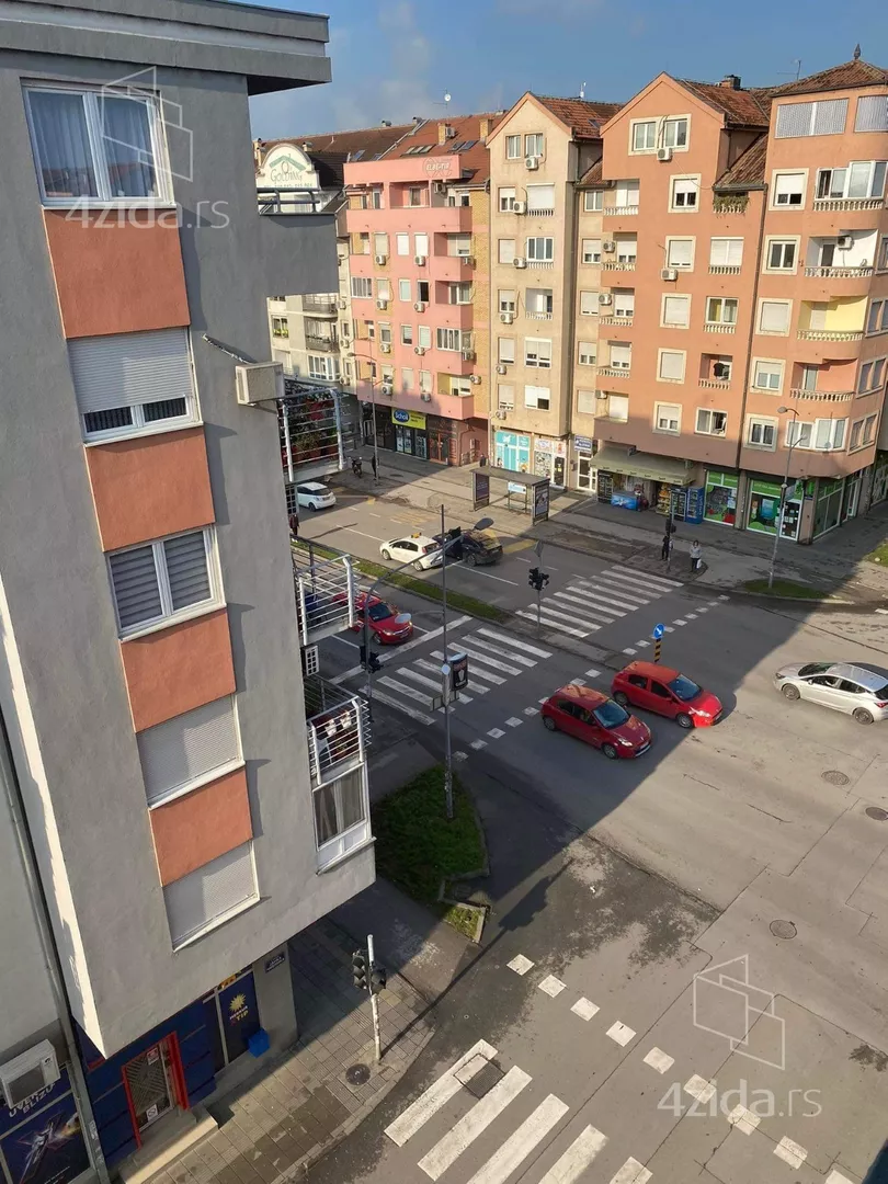 Garsonjera | 4zida
