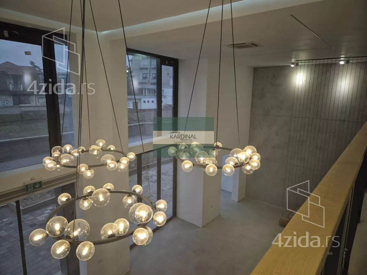 Poslovni prostor | 4zida