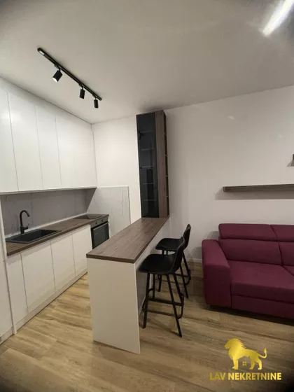 SENTELEKI KORNELA | 4zida.rs