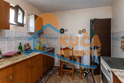 Izvorska | 4zida.rs