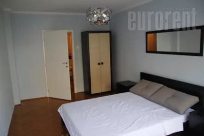 DONJI DORĆOL | 4zida.rs