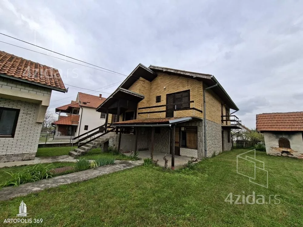 3-etažna kuća | 4zida