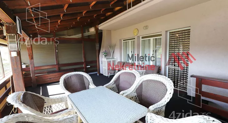 3-etažna kuća | 4zida