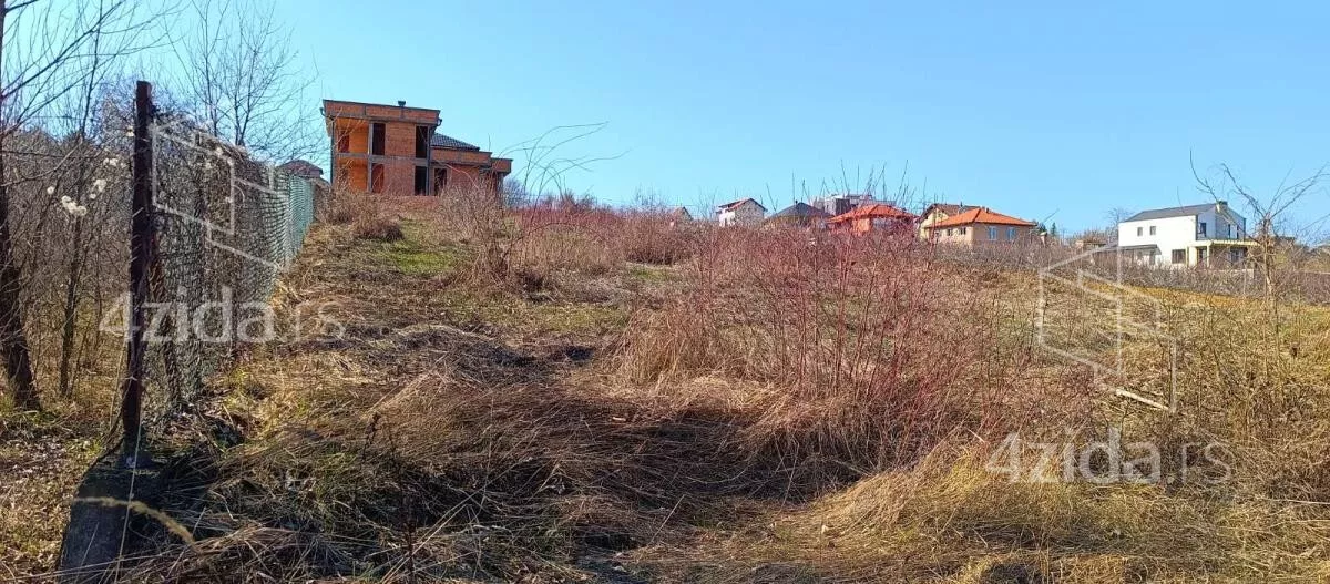 Plac | 4zida