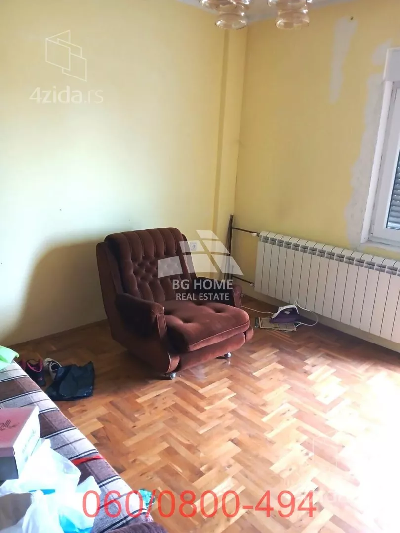 Petosoban stan | 4zida